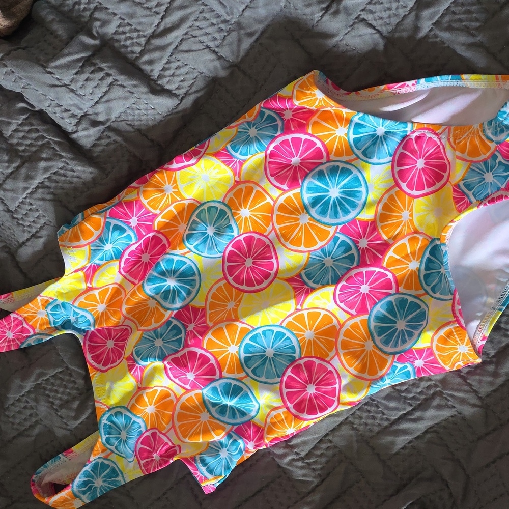 💚5/$20💚Colorful Citrus Fruit Patterned swim Suit